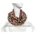 100% Algodão Material Leve Leopardo Printed Woven Pattern Girls Shawl Scarf